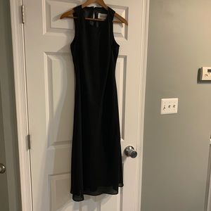Sleeveless black dress